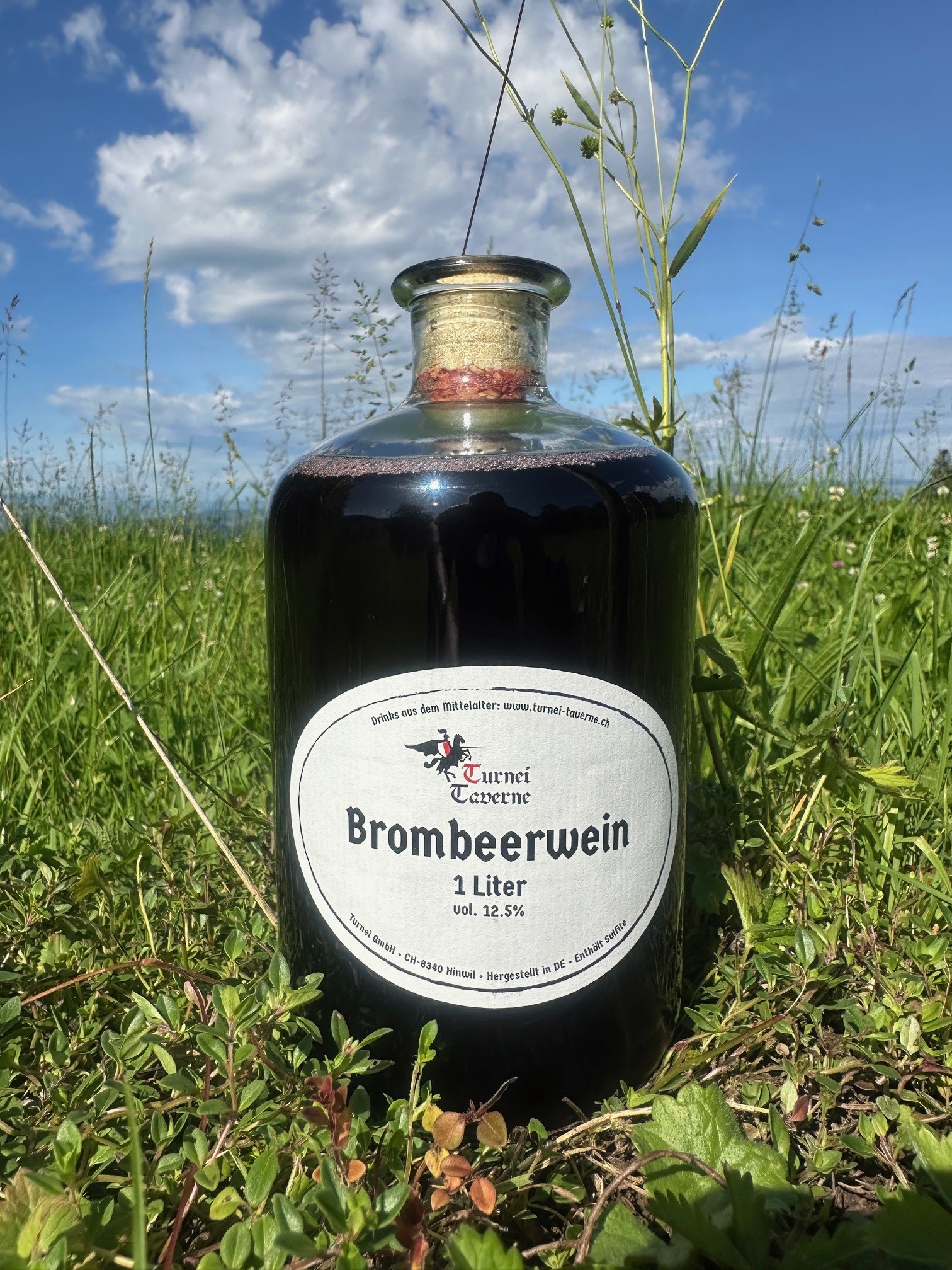Brombeerwein